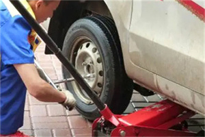 西乡塘附近拖车24小时服务热线电话