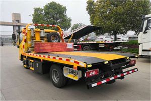 西乡塘道路救援拖车报价