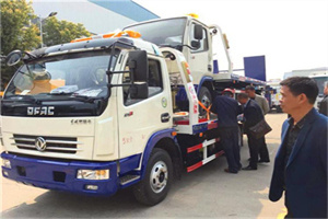 西乡塘汽车道路救援拖车价格